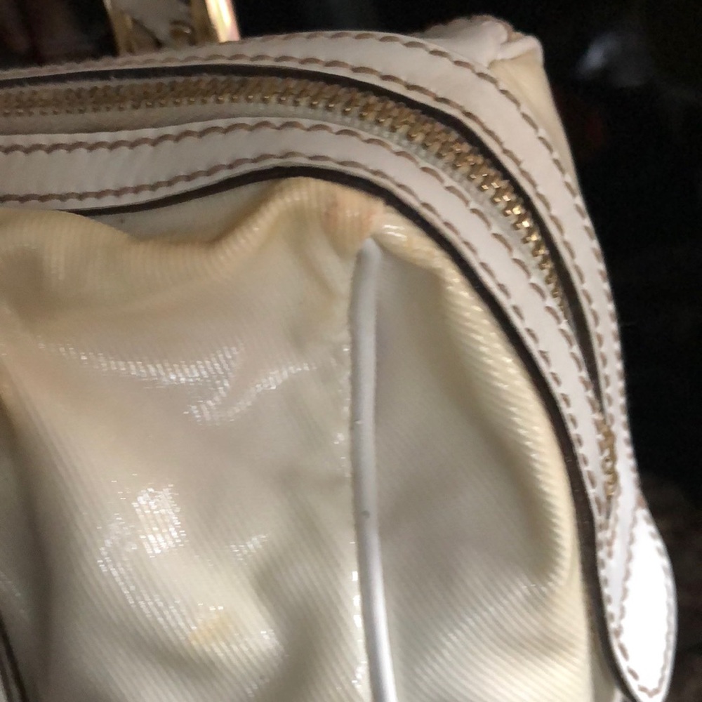 Gucci Bag - Picture 8 of 12